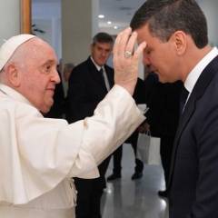El Papa recibió al presidente paraguayo Santiago Peña