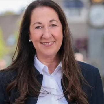 Atacaron una alcaldesa electa en Alemania