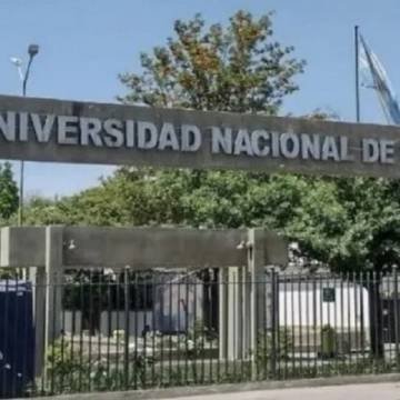 Docentes universitarios paran por 48 horas