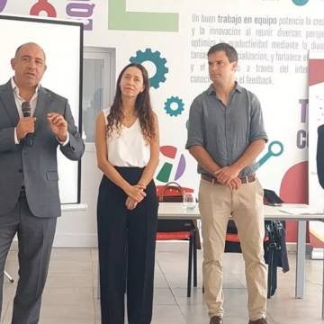 Se concretó el encuentro del programa Hack que impulsa la vinculación entre empresas y emprendedores