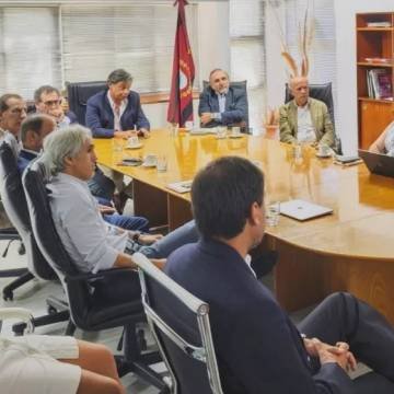 La Provincia articula con el sector privado su estrategia logística para potenciar el desarrollo productivo