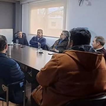 Reunión entre autoridades de SAETA y empresas concesionarias
