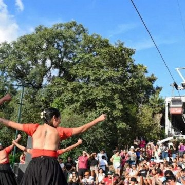 Vacaciones en la cima: los teleféricos San Bernardo y Ala Delta reciben a 2000 visitantes por día