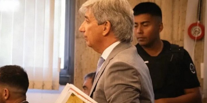 Condenaron al exjuez Walter Bento