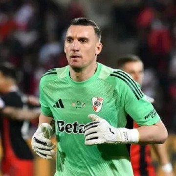 Armani volvió a los entrenamientos