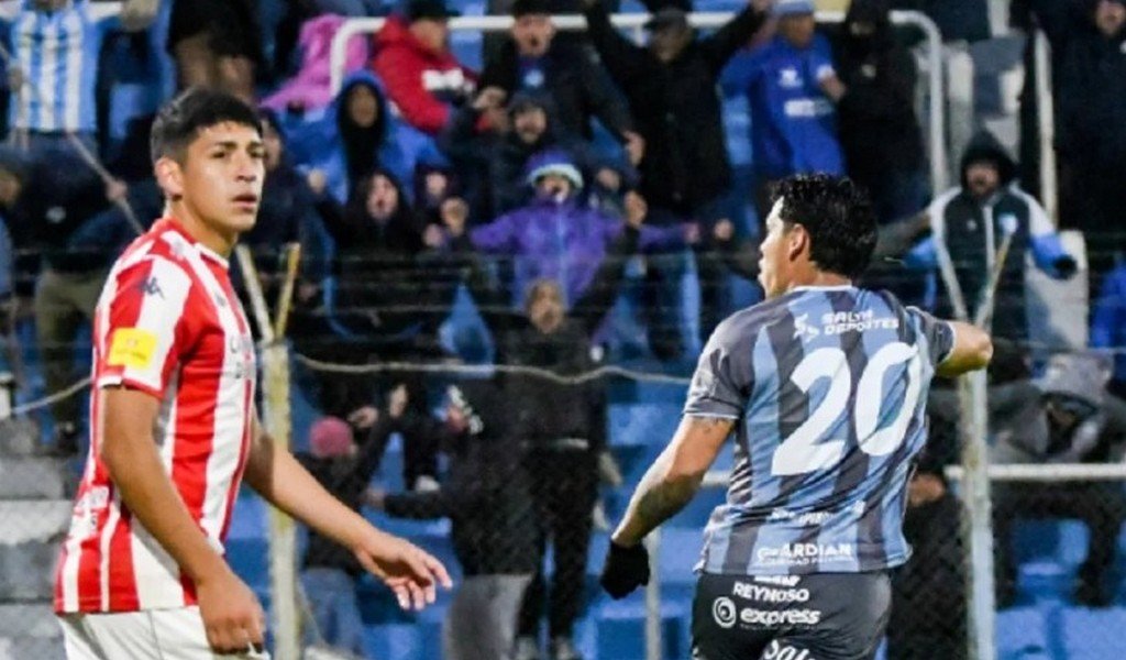 Gimnasia y Tiro volvió al triunfo