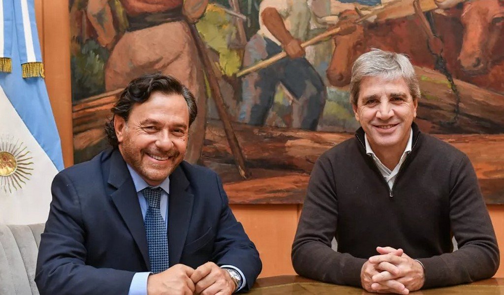 Sáenz planteó a Caputo la regularización de fondos para obras clave y garantías en el abastecimiento de gas