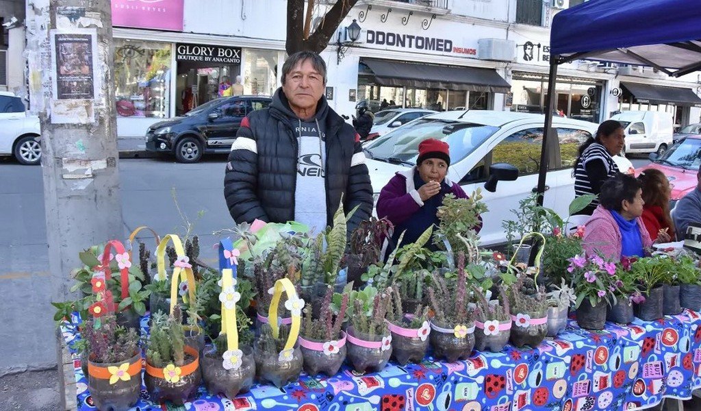 Con gran convocatoria, se realizó la Expo de Personas Mayores en Plaza Belgrano