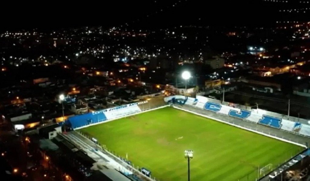 Juventud Antoniana estrena su nueva iluminación
