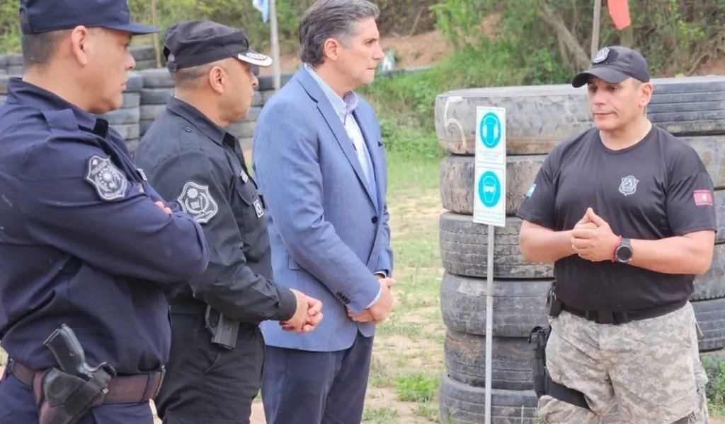 Supervisaron la labor formativa en la Escuela de Entrenamiento Policial de Tartagal