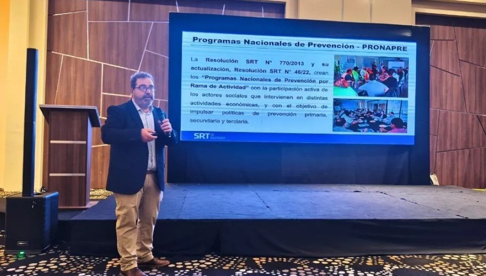 Capacitan a inspectores y trabajadores en prevención y seguridad laboral