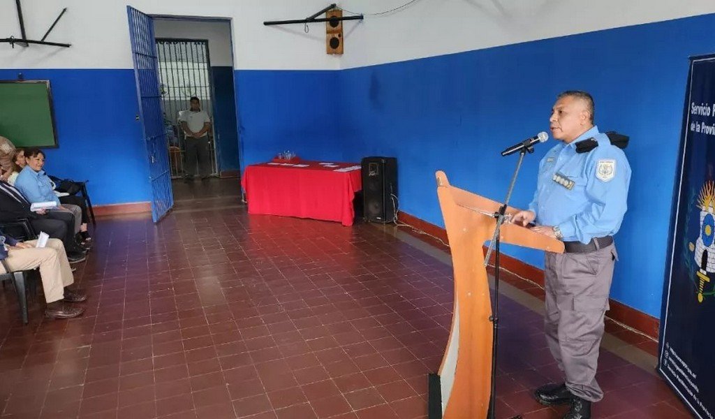 El programa "Tras las Rejas a la Calle" fortalece la reinserción social de personas privadas de la libertad