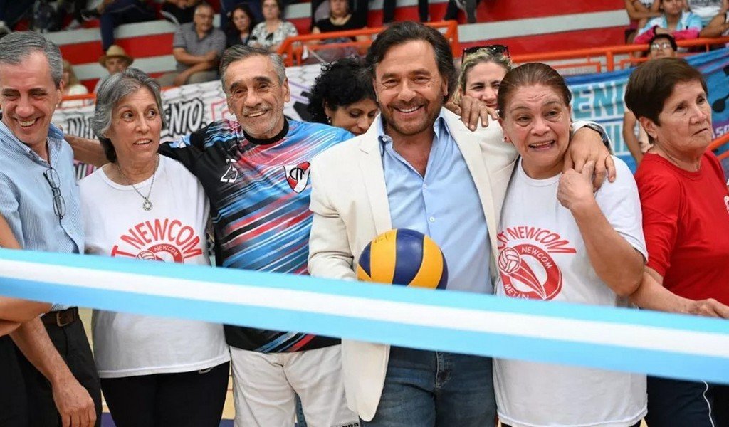 Inversión en deporte: El Gobernador inauguró infraestructura deportiva en el Complejo de Metán