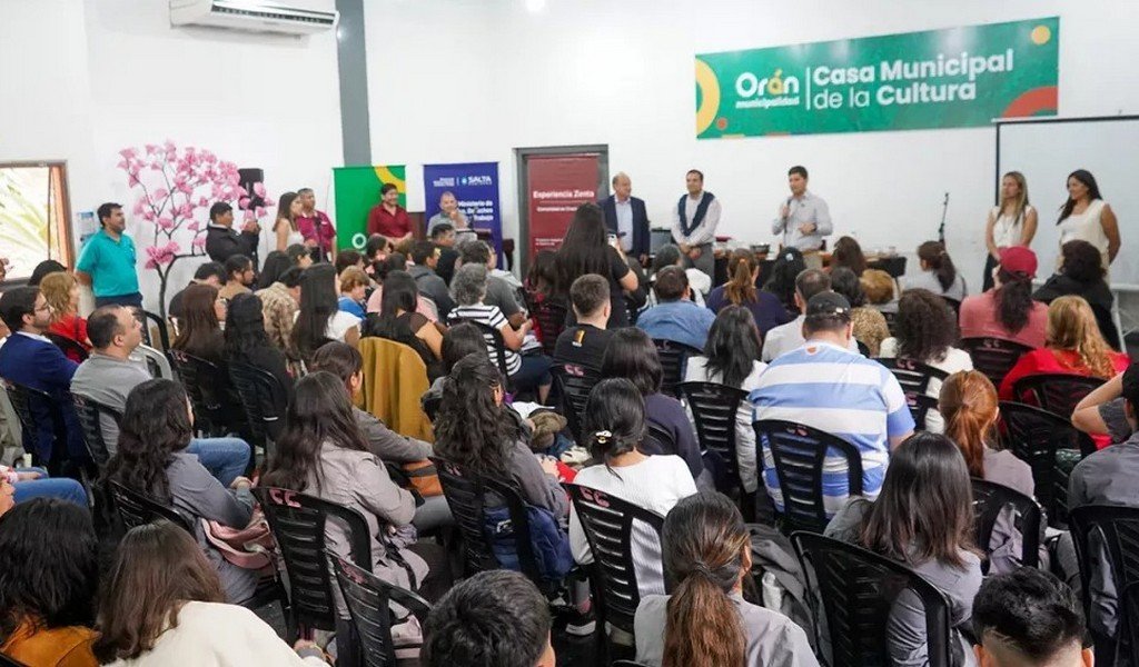 Con más de 200 emprendedores, se lanzó en Orán el ciclo de formación Experiencia Zenta