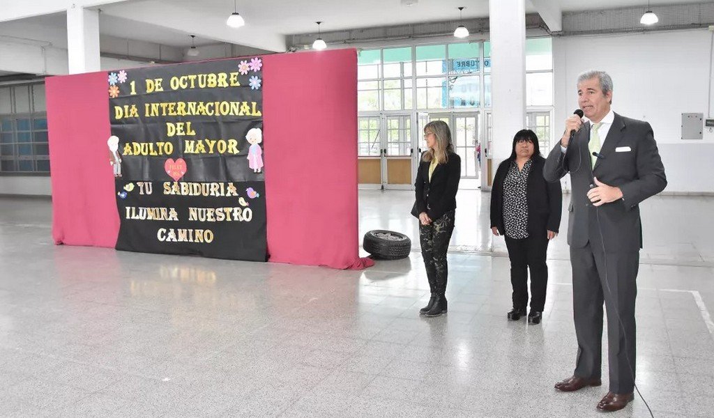 El 1 de octubre, Día de las Personas Mayores, será conmemorado anualmente en todas las escuelas de Salta