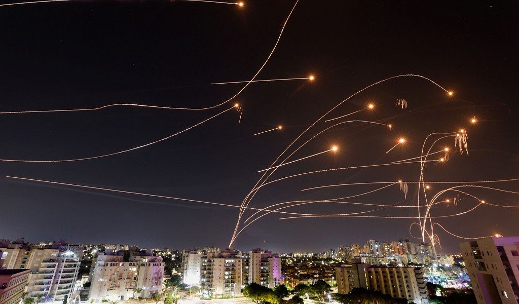 Irán amenaza con atacar bases de EEUU en Medio Oriente