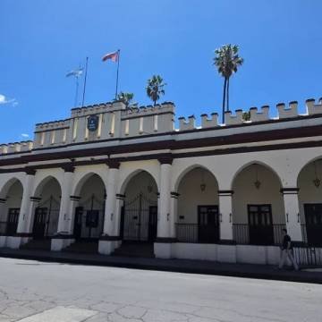 Policía de Salta apartó de sus funciones a dos efectivos
